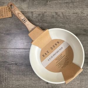 RAE DUNN FRYING PAN - HTF  🤩💕